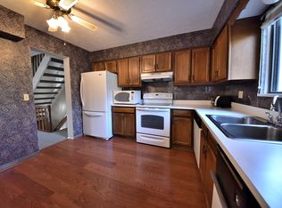 4447 Gilmer Ln, Cleveland, OH 44143