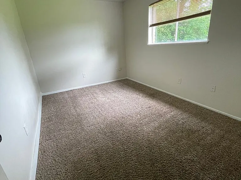 4641-6L Westwood Park Dr — Photo 11