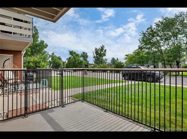 1543 Main St #2, Strasburg, CO 80136