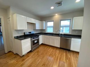 133 Grove St #2, Watertown, MA 02472