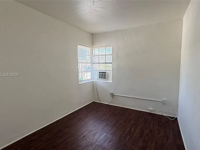 4410 NE 2nd Ave #4410 — Photo 8