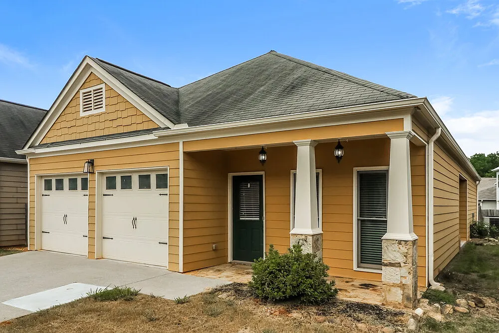 3 bed, 2.0 bath, 1542 sqft, $1,650 — Photo 3
