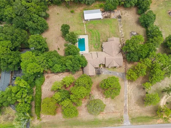 3711 Leroy Stevens Rd, Mobile, AL 36619
