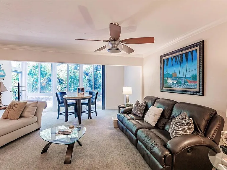 1205 E Peppertree Dr #232 — Photo 5