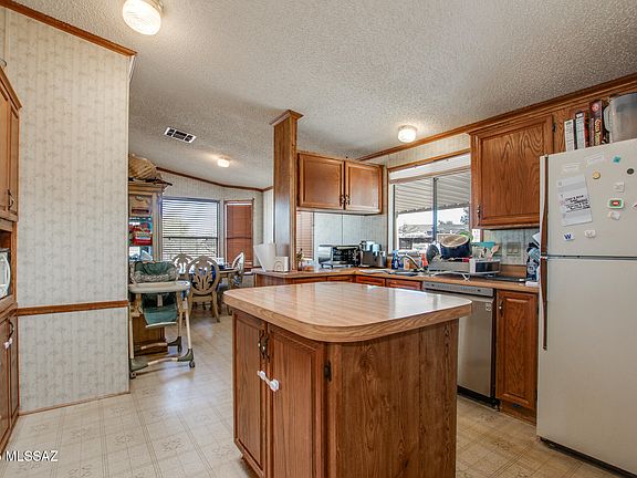 2nd image of 12161 W Catherine Ln