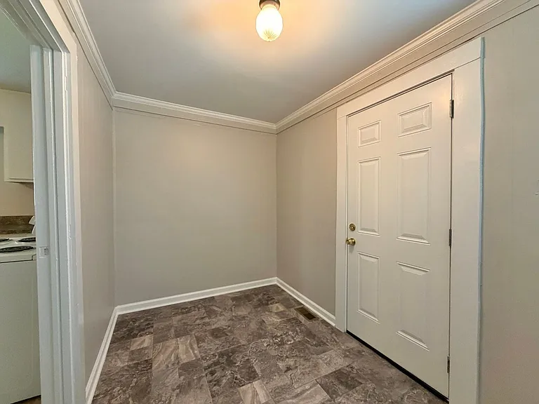 2712 Anthony Rd — Photo 13