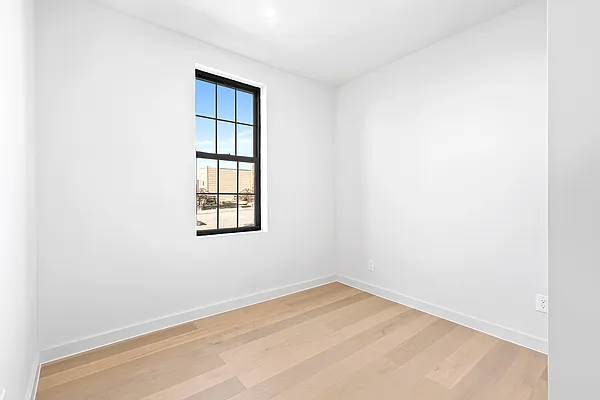 Rented by Fountain Realty Group | media 7