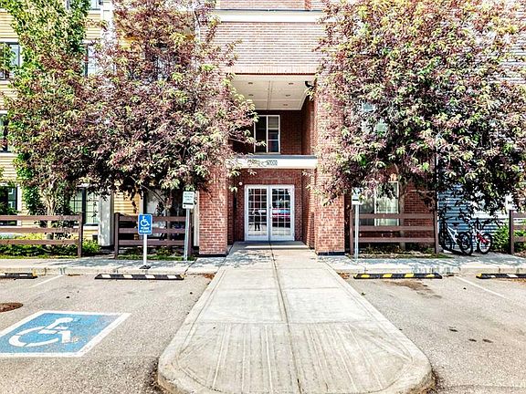 4th image of 755 S Copperpond Blvd SE #4302