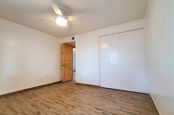 3710 E Thunderbird Rd — Photo 8