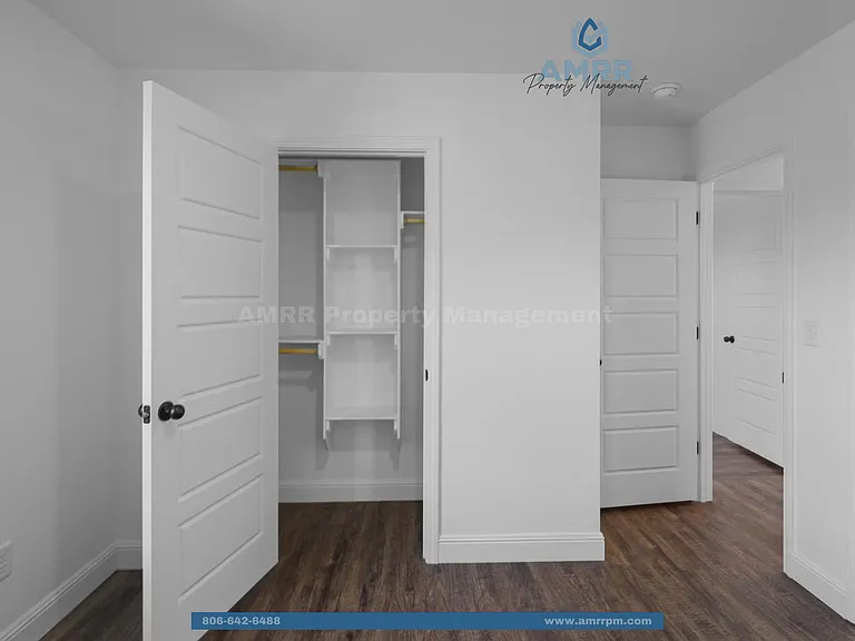 1020 States Ave — Photo 17