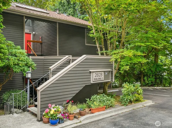 2628 4th Avenue N #304, Seattle, WA 98109