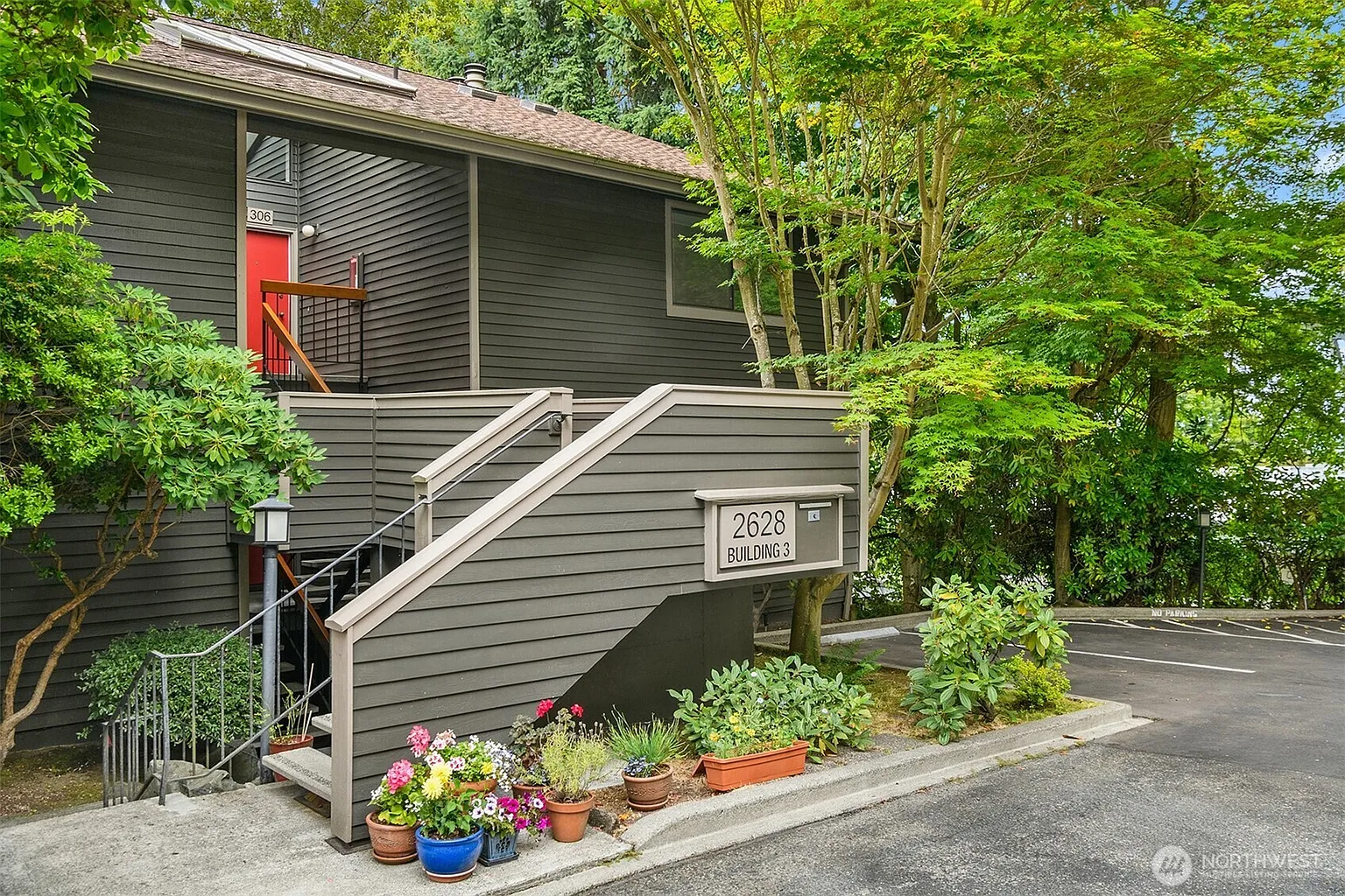2628 4th Avenue N #304 photo 1