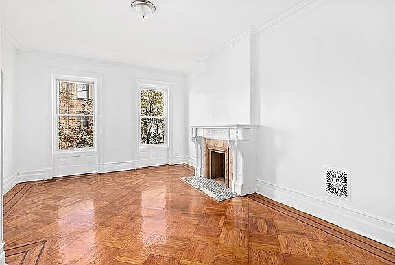 5th image of 1255 Dean St #2