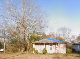 83 Ridgeway Dr, Commerce, GA 30529