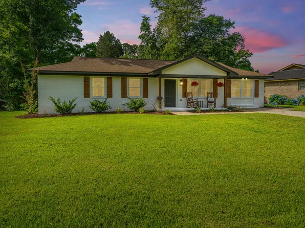 114 Bailey Dr, Summerville, SC 29485