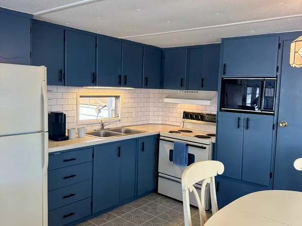 604 Locarno Dr, Venice, FL 34285