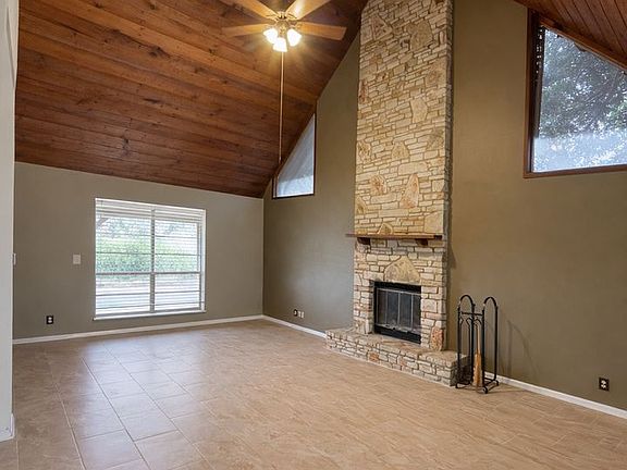5th image of 1609 Colleen Dr