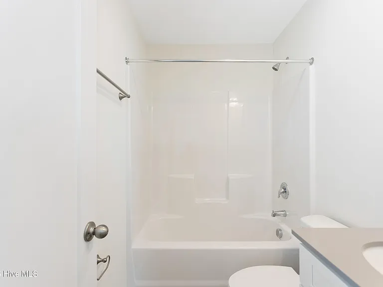 710 Taylor St #B — Photo 16