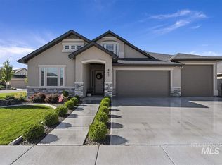 463 E Boardwalk Row, Meridian, ID 83642
