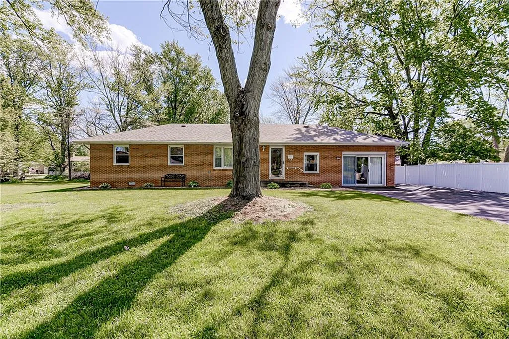 3375 E Birch St photo 1