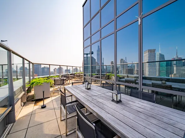 160 Madison Avenue image 8 of 17