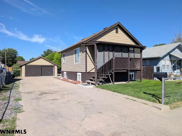 1614 14th Ave, Scottsbluff, NE 69361
