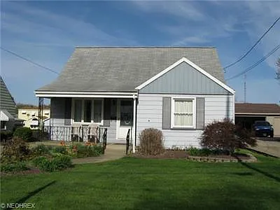 588 Idora Ln photo 1