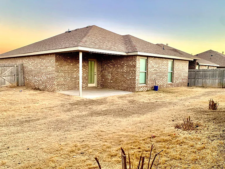 6911 Corral Dr — Photo 19