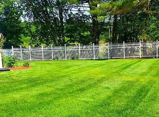 1 Forest Park Ave, Billerica, MA 01821