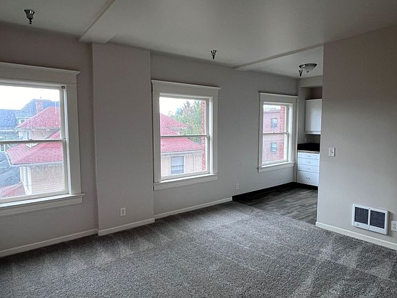 3rd image of 530 NW 23rd Ave APT 205