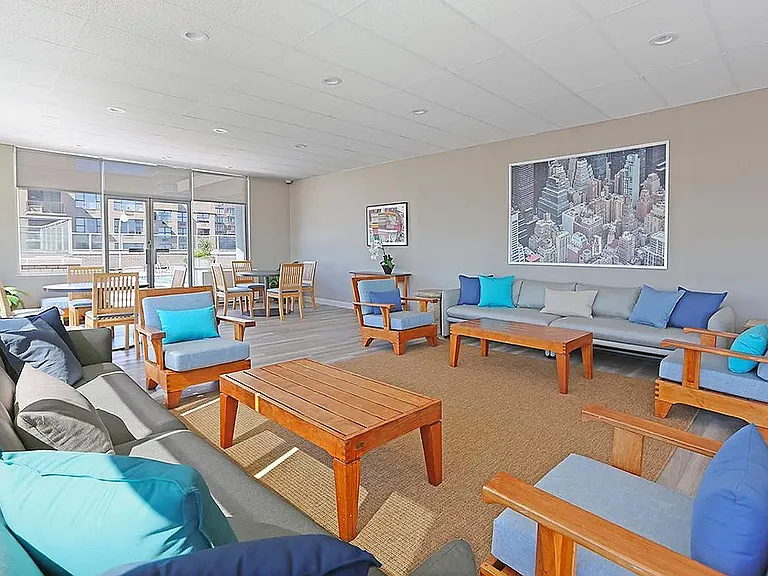 1385 York Ave #20H — Photo 9