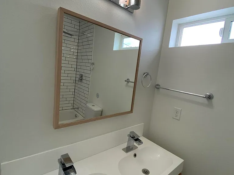 3604 Keltner Ave #B — Photo 18