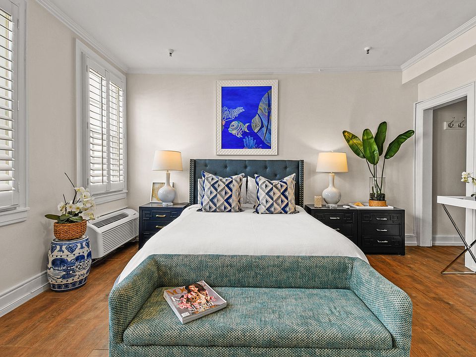 1st image of 235 Sunrise Ave #3006