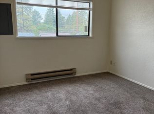 3453 California Ave SW APT 2, Seattle, WA 98116