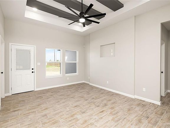 3rd image of 2025 Black Hills St