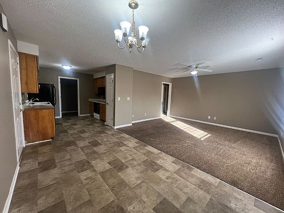 2nd image of 3864C Northeast Dr #0