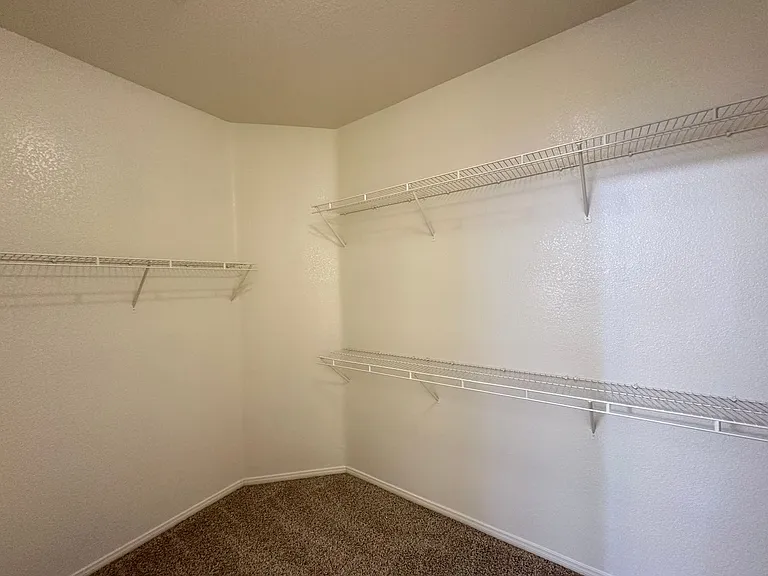 1109 Milpas Ln — Photo 10