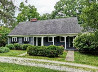 186 S Main St, Hudson, OH 44236