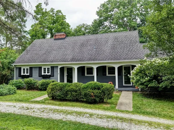 186 S Main St, Hudson, OH 44236