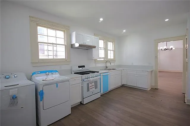2 bed, 1.0 bath, 1450 sqft, $1,800 — Photo 4