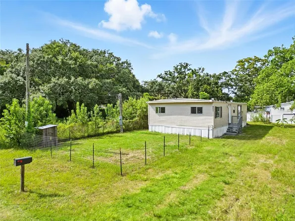 9211 Teak St, New Port Richey, FL 34654