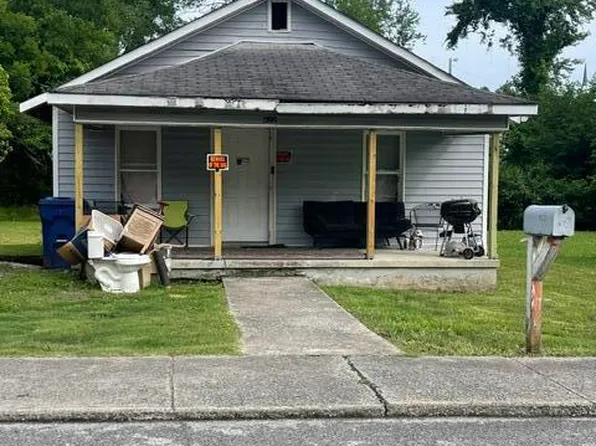 622 Siluria St, Harriman, TN 37748