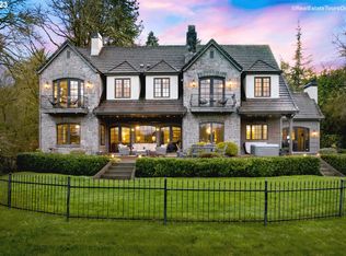 17147 Old River Dr, Lake Oswego, OR 97034