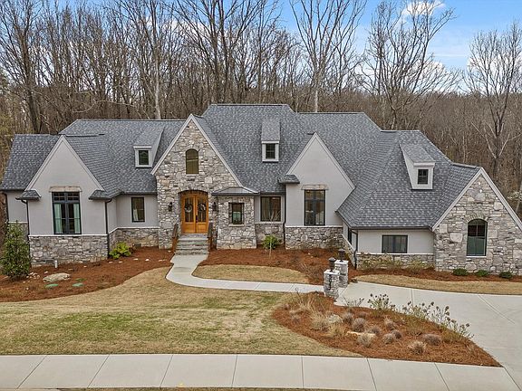 3rd image of 5047 Amethyst Rd