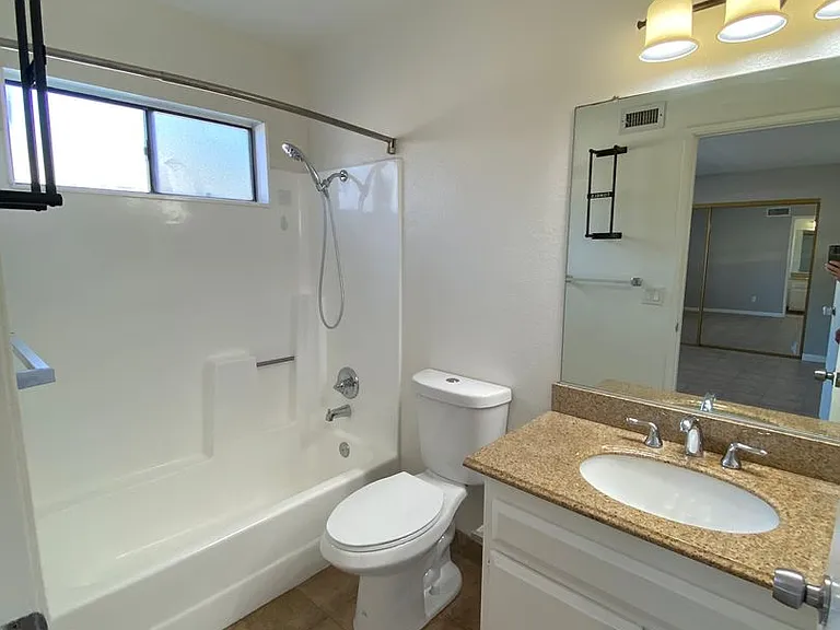 1829 Patricia Ave — Photo 10