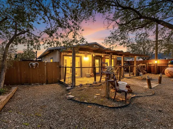 704 Elm St, Magdalena, NM 87825