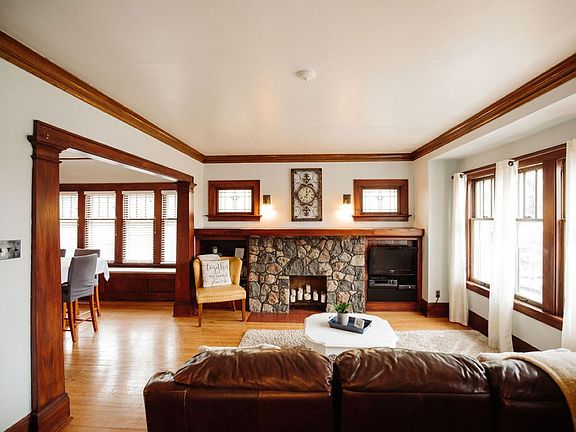 3rd image of 2756 S Adams Ave #2758