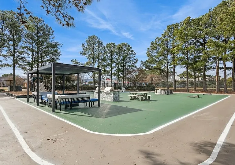 ReNew Marina Shores — Photo 17