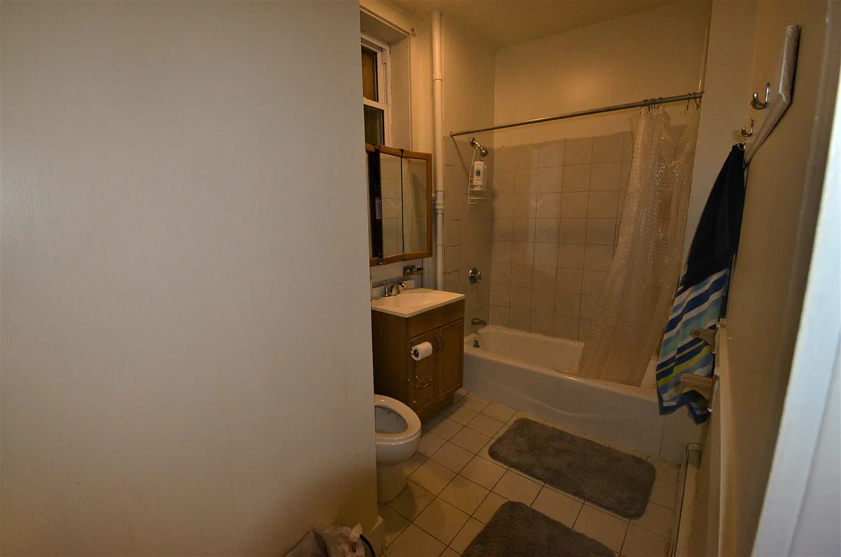 Building Photo - 35 Brookline St #16