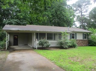 905 Merritt St, Searcy, AR 72143